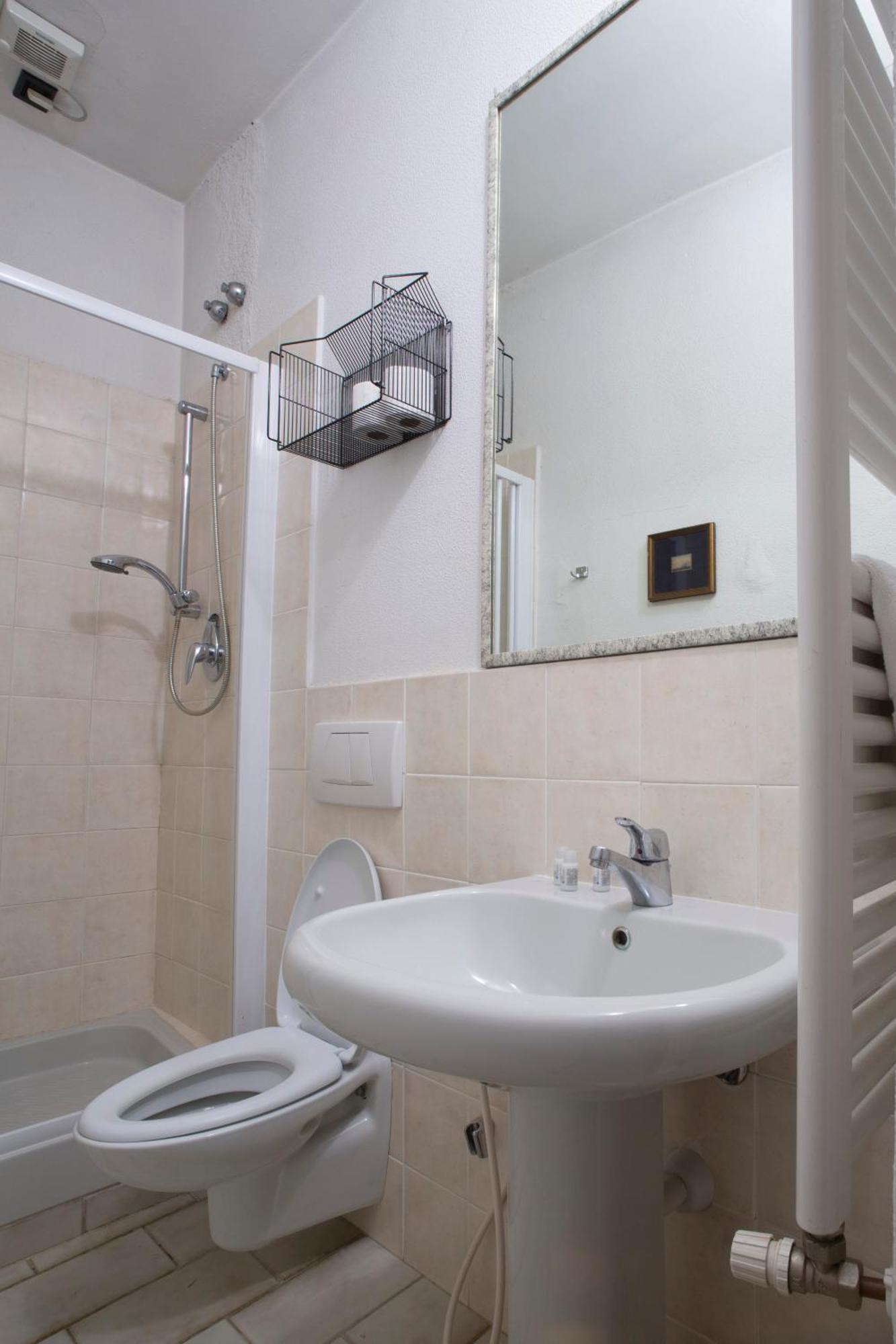 Dimora Storica Vicolo Del Volto Appartement Iseo Buitenkant foto