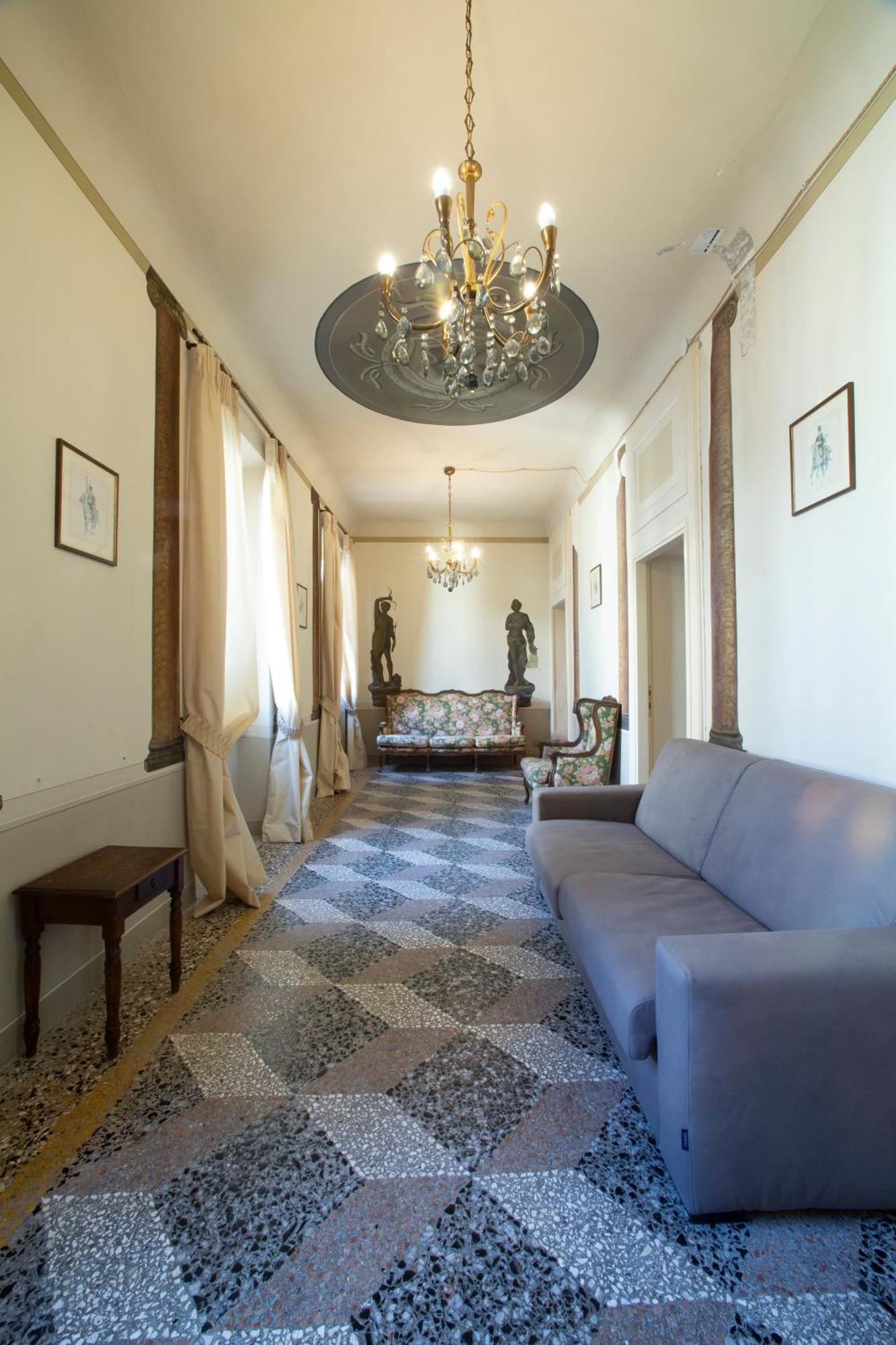 Dimora Storica Vicolo Del Volto Appartement Iseo Buitenkant foto